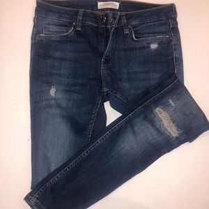 Zara Women Premium Denim Distressed Jeans Size 4